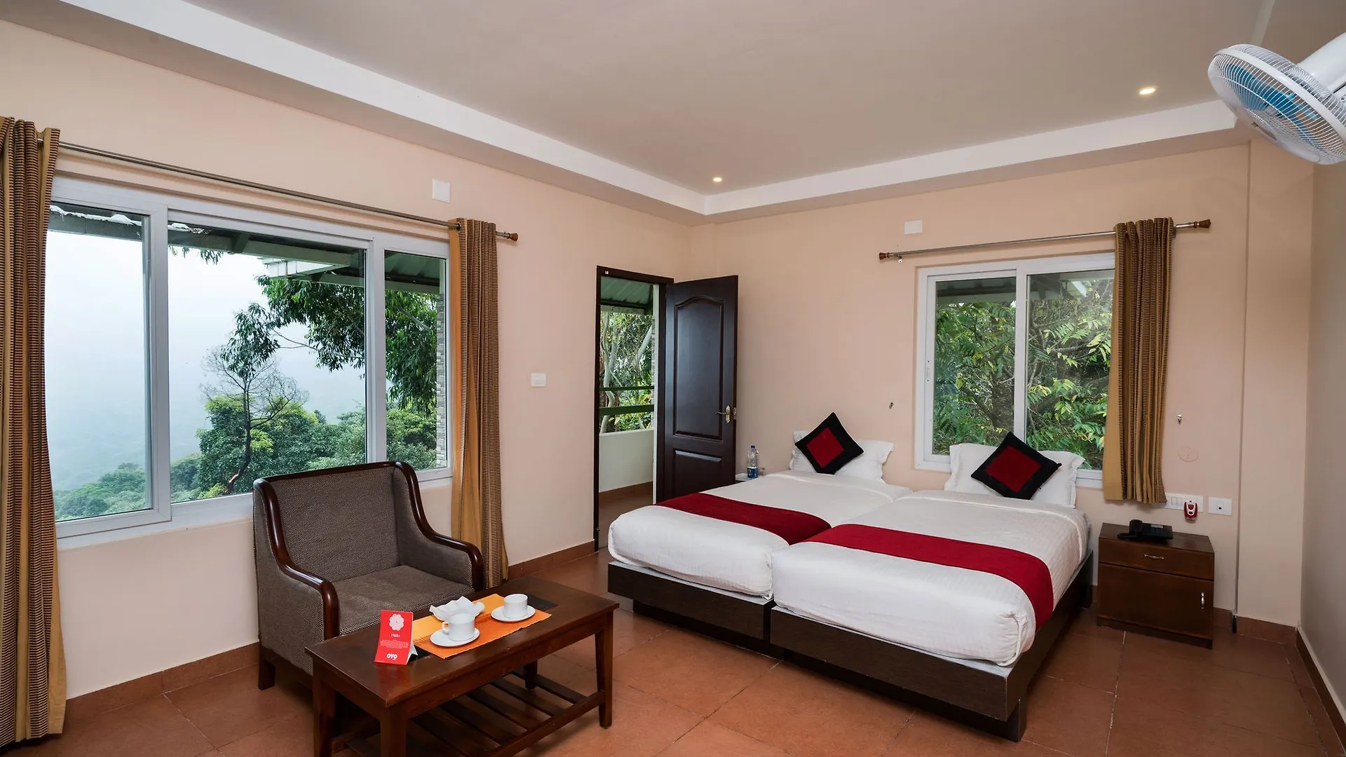 Oyo 10427 Shola Heaven Hotel Munnar